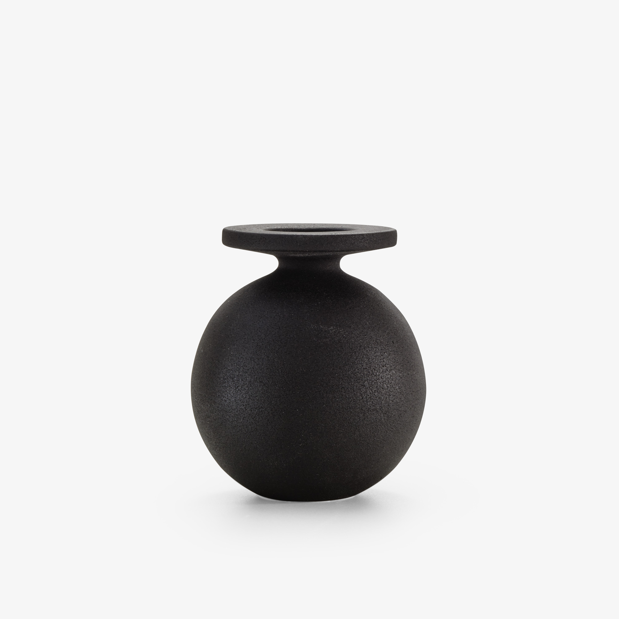 Image Vase small black 1