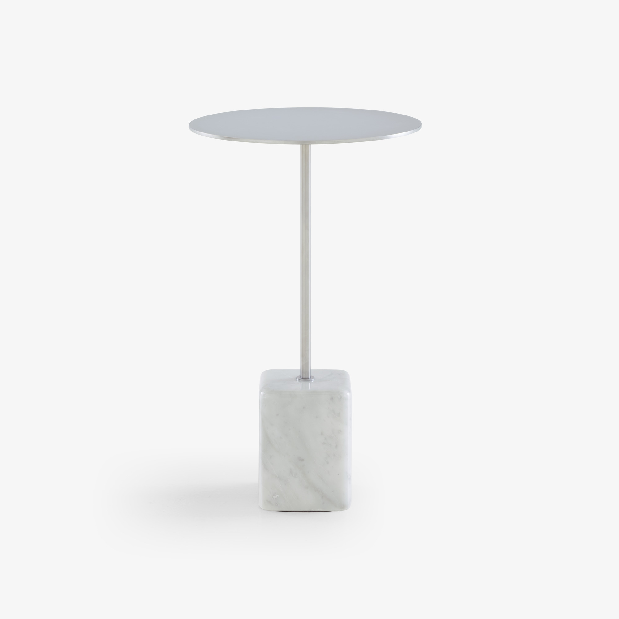 Image Occasional table round top  1