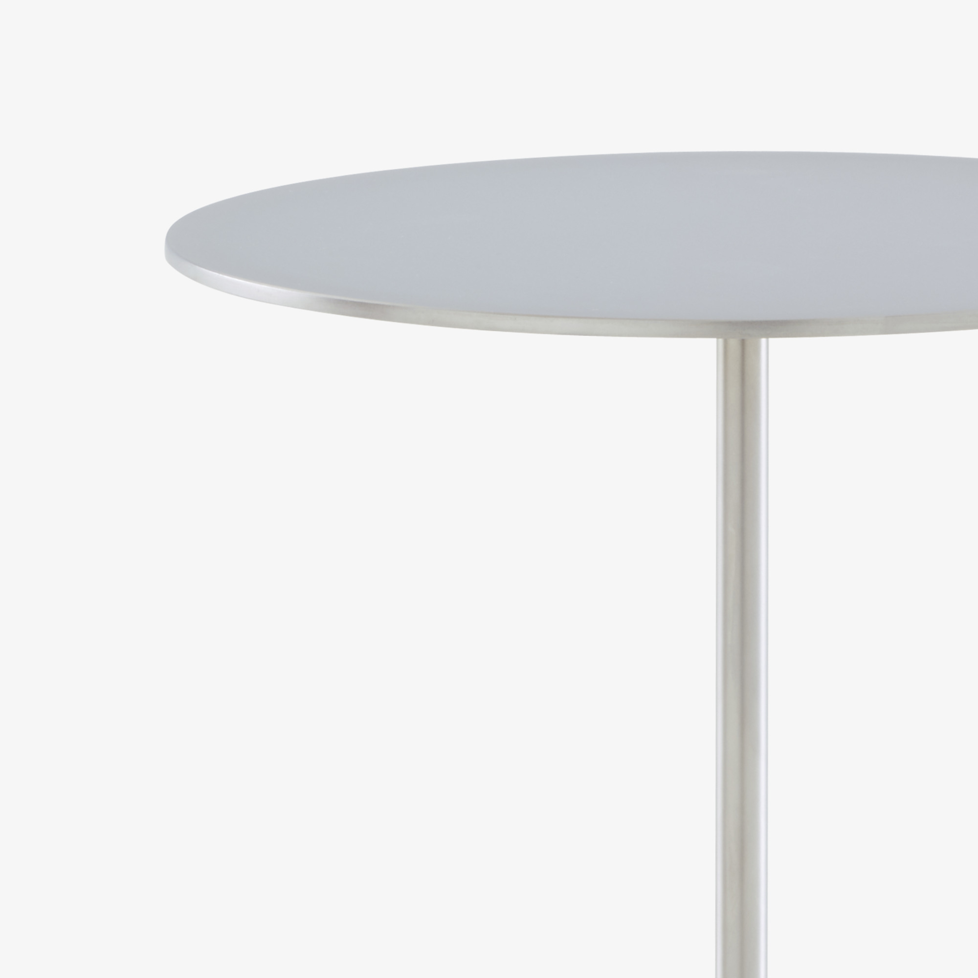 Image Occasional table round top  3
