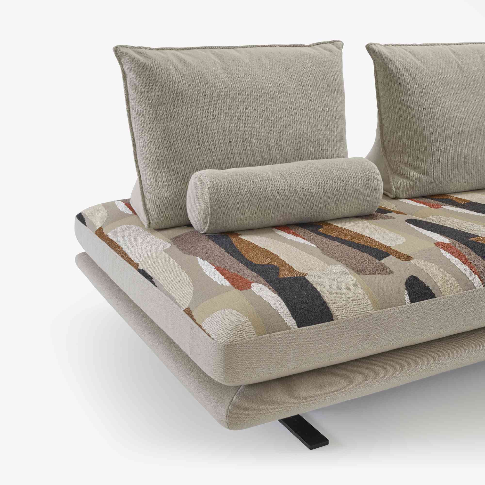 Image Large settee depth 120  5