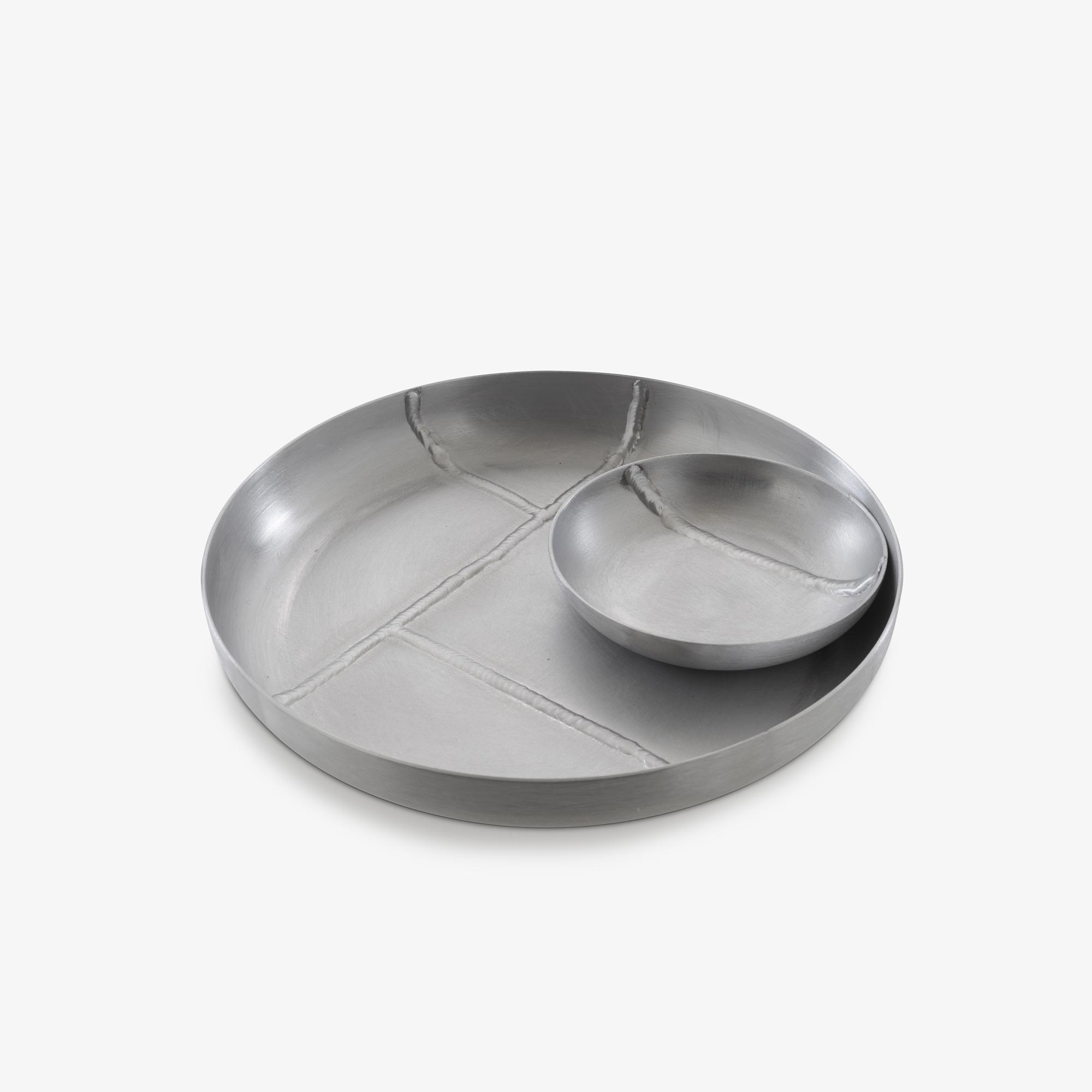 Image Set of 2 dishes brushed aluminium  2