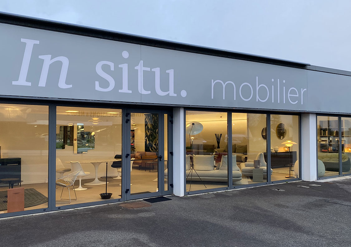IN SITU MOBILIER