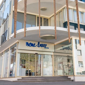 Image du magasin MOENNE-LOCCOZ MOBILIER CONTEMPORAIN 